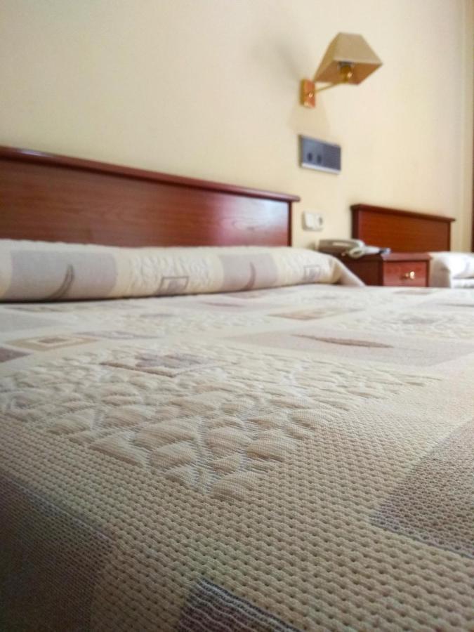 Hotel Capital De Galicia سانتياغو دي كومبوستيلا المظهر الخارجي الصورة