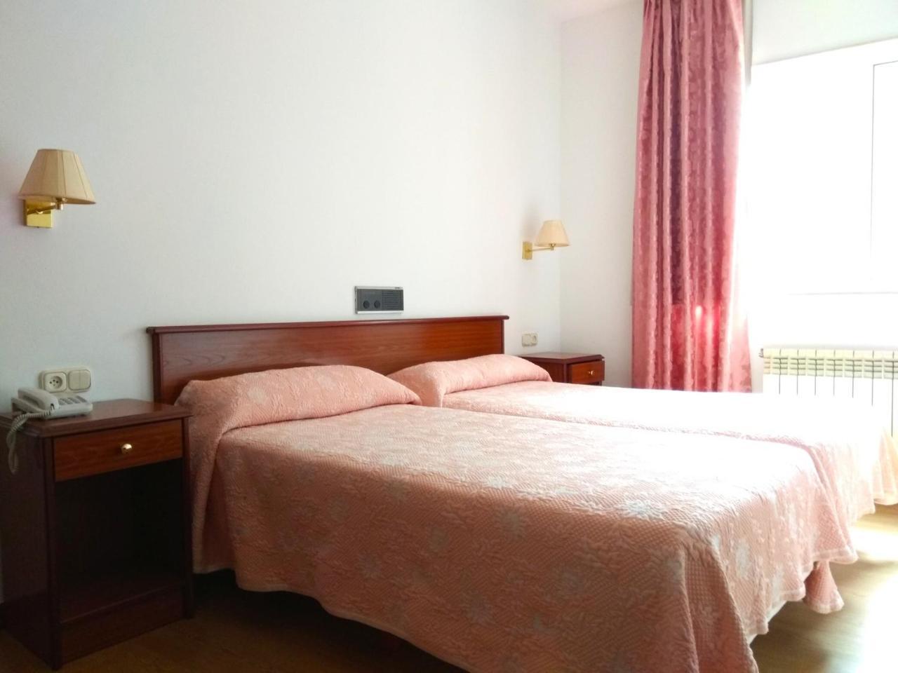 Hotel Capital De Galicia سانتياغو دي كومبوستيلا المظهر الخارجي الصورة